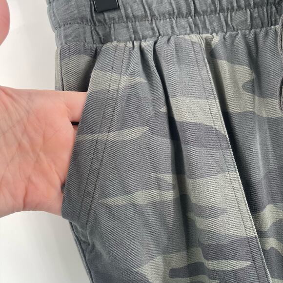 SANCTUARY Jogger Pants Size Small Camo Camouflage Green Elastic Waist Casual - Picture 6 of 13